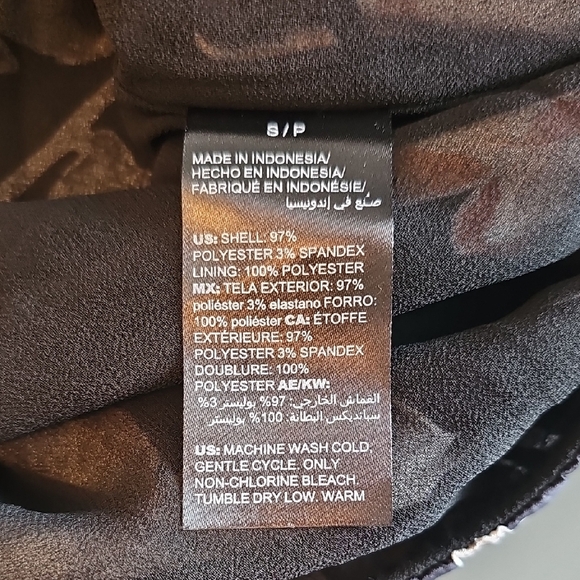 WHBM Floral Halter Neck Women's Top - Picture 7 of 8